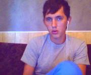 blue_jeans is a 19 year old male webcam sex model.