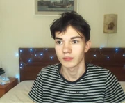 edgar_rayd is a  year old male webcam sex model.