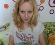 dirtyjennifer is a 22 year old female webcam sex model.