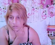 indianroxy69 is a 40 year old female webcam sex model.
