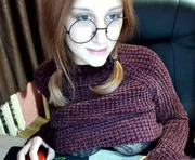 alexa_dream is a 20 year old female webcam sex model.