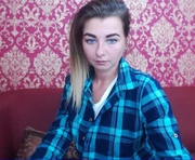 fiona_lovely is a 19 year old female webcam sex model.