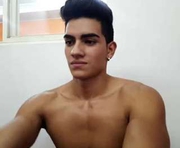 xioux08 is a 21 year old male webcam sex model.