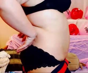 samanta_shy is a 37 year old female webcam sex model.