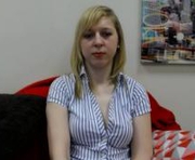 rebeccarosse is a 30 year old female webcam sex model.