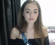 raisabby is a 19 year old female webcam sex model.
