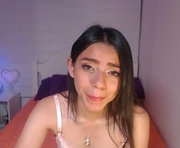 melany_dee is a 18 year old female webcam sex model.