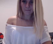 cris_tinne is a 24 year old female webcam sex model.