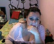 laurahotxx is a 35 year old female webcam sex model.