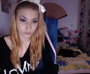 vickyboo is a 18 year old female webcam sex model.
