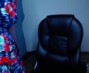 venusvan is a 19 year old female webcam sex model.