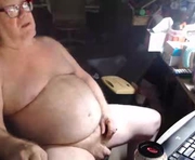 fatfreddythecat is a 73 year old male webcam sex model.