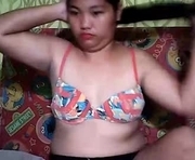 xxxnickxxx25 is a  year old female webcam sex model.