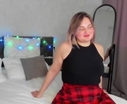 misti_bright is a 18 year old female webcam sex model.