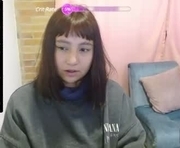 emitaa17228 is a 20 year old female webcam sex model.