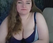 moisofi is a 28 year old female webcam sex model.