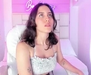 violettharous is a 22 year old female webcam sex model.