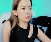 nickywindsor is a 24 year old female webcam sex model.
