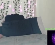 reinarain is a 26 year old female webcam sex model.