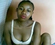 franciefrancie is a 21 year old female webcam sex model.