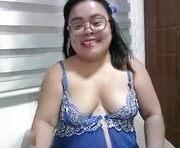 anya_moan is a 35 year old female webcam sex model.