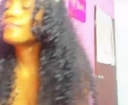 alanys214 is a  year old female webcam sex model.