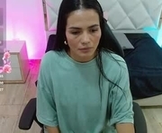 rosalind_tay is a 39 year old female webcam sex model.