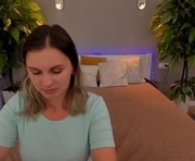 soficroft is a 29 year old female webcam sex model.