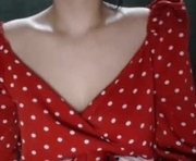 moreza99 is a 25 year old female webcam sex model.