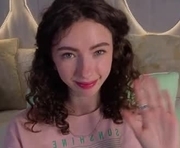 alvanalbach is a 19 year old female webcam sex model.