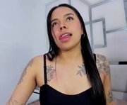 zoeswanx is a 21 year old female webcam sex model.