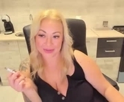 emmamaturre is a 42 year old female webcam sex model.