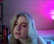 fairyvi is a 19 year old female webcam sex model.