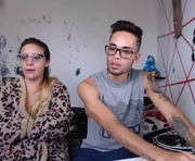 sophie_foxx is a 22 year old couple webcam sex model.