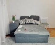 bertaowennn is a 18 year old female webcam sex model.