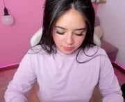 antonellaa_torres_ is a  year old female webcam sex model.
