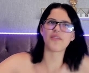bella_paarker is a 18 year old female webcam sex model.