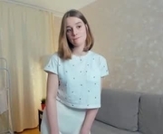 gummy_rabbit is a 18 year old female webcam sex model.