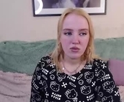 megan_red_ is a  year old female webcam sex model.