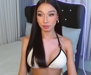 nathalie_hadid is a 20 year old shemale webcam sex model.