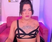 latinsexversatile is a 23 year old shemale webcam sex model.