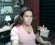 thaliafoxyummy is a 24 year old shemale webcam sex model.