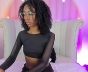 sweett_chloee is a 18 year old female webcam sex model.