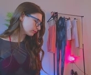 helenmann_ is a 20 year old female webcam sex model.