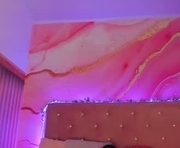 khassia_f32 is a  year old female webcam sex model.