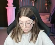 lilly__rain is a 18 year old female webcam sex model.