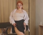 mistyfever is a 18 year old female webcam sex model.