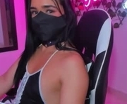 tyra_foxx is a 21 year old female webcam sex model.