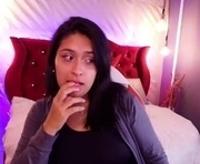 roxanne_han is a 30 year old female webcam sex model.