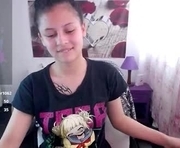ashly_little2 is a 18 year old female webcam sex model.
